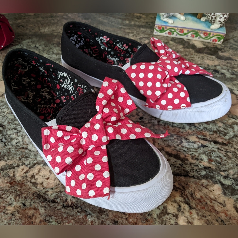 Worn 1x Disney Minnie Mouse Sneakers
